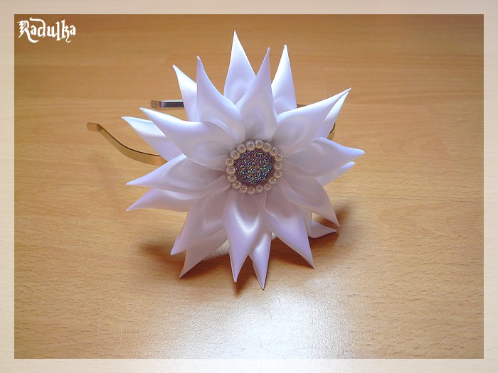 Kanzashi chryzantéma